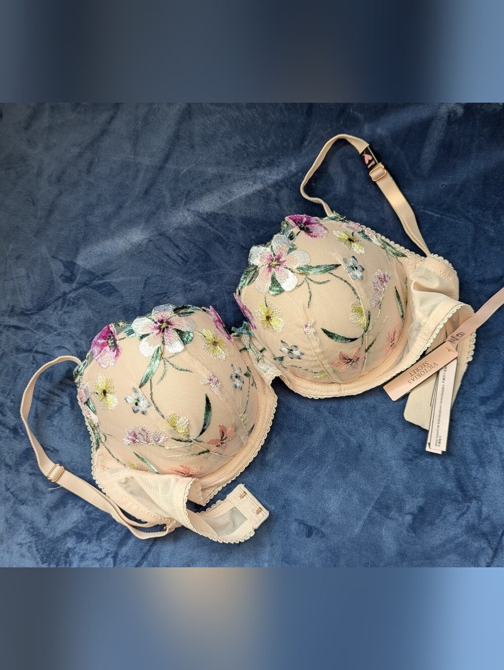 Victoria's Secret Floral Embroidered Lightly Lined- Women Intimates
